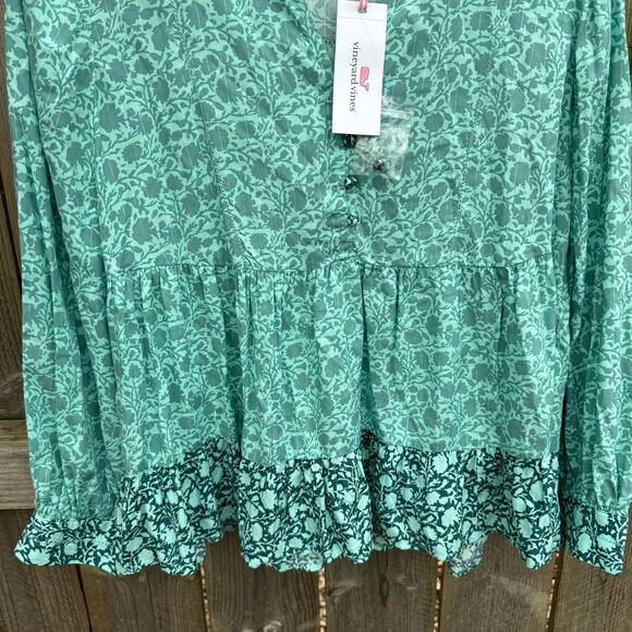 Vineyard Vines Woven Top Tonal Floral Tiered in Sea Clay Floral Small NWT Blouse - Picture 3 of 8
